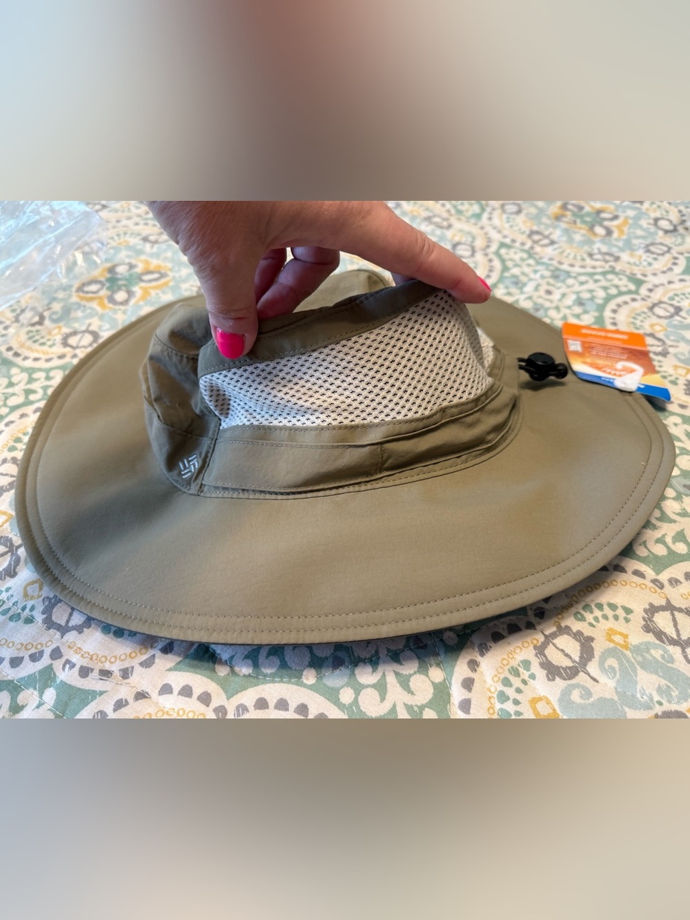 NWT Men’s Columbia Wide Brim Sun Hat with Mesh Venting